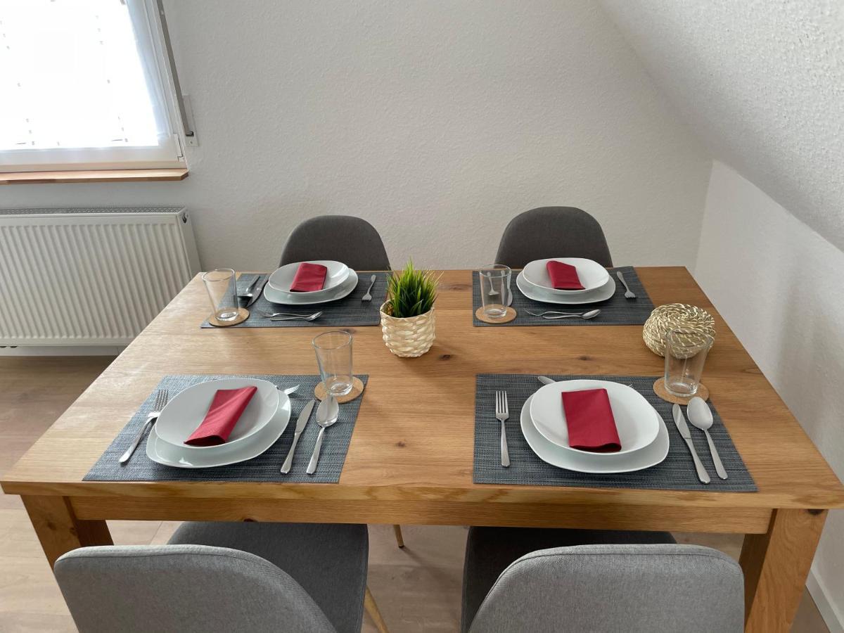 Gemütliche Dachgeschosswohnung Asslar Exterior foto