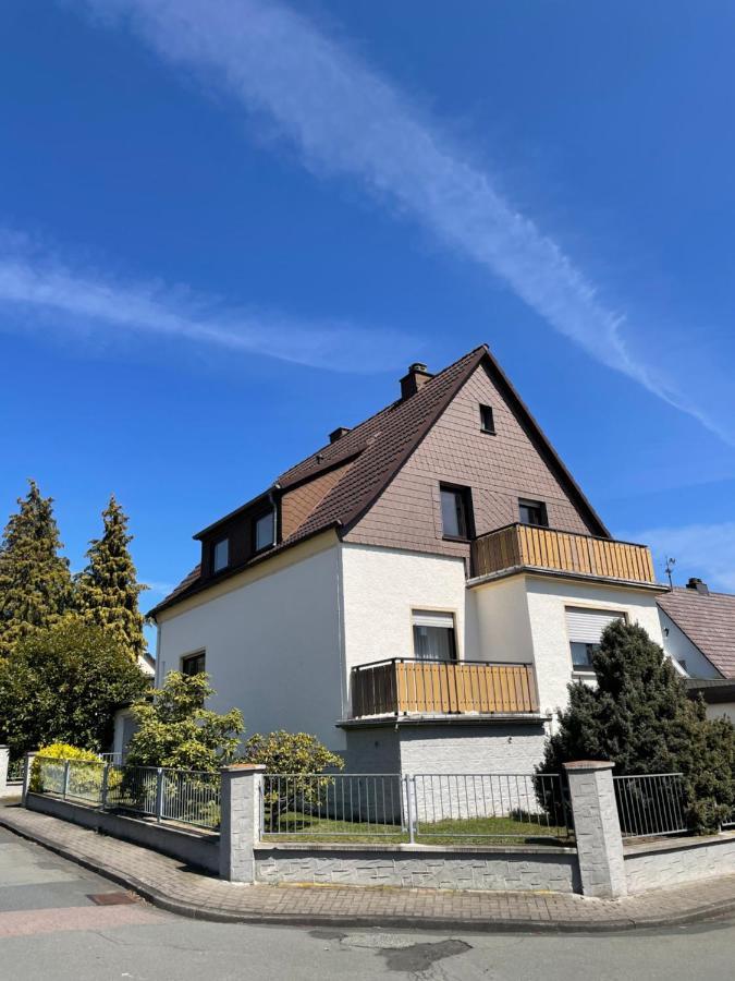 Gemütliche Dachgeschosswohnung Asslar Exterior foto